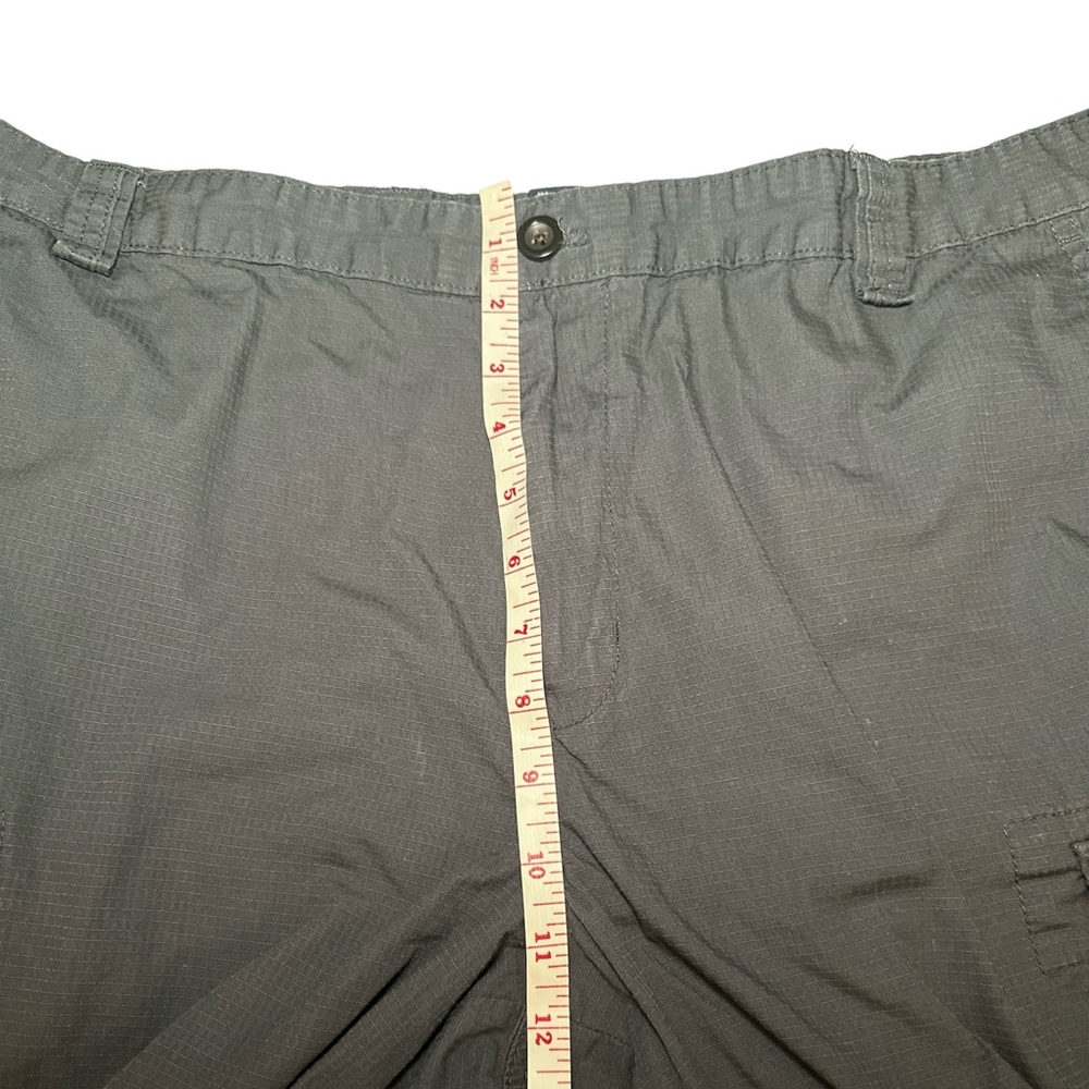 Chaps Men's Size 40 Shorts Dark Gray Cargo Hiking Golf Shorts - Picture 7 of 7